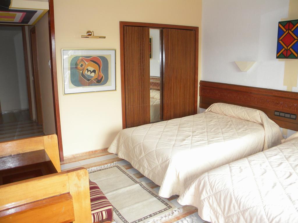 Sidi Harazem Hotel Ngoại thất bức ảnh