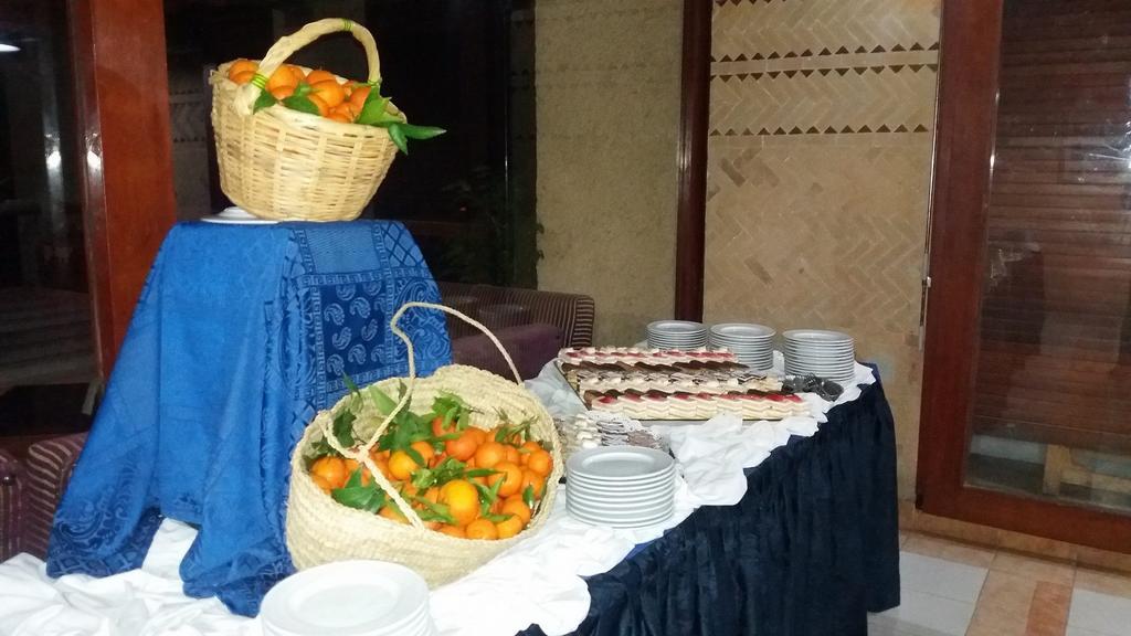 Sidi Harazem Hotel Ngoại thất bức ảnh