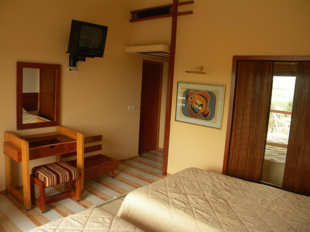 Sidi Harazem Hotel Ngoại thất bức ảnh